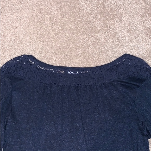 Gap navy long sleeve side lace on the top back - Picture 2 of 2